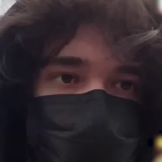 😶
