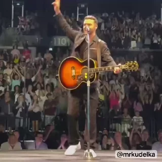 ✌