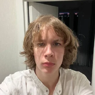 😐