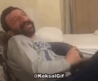 😂