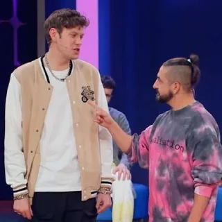 👈
