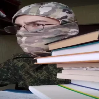 😑