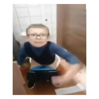 👊