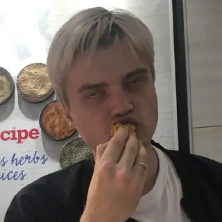 🥴