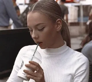 😇