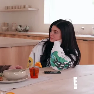 😐