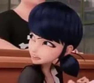 😣