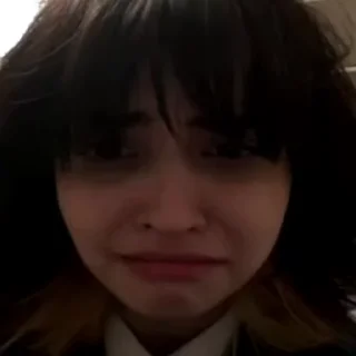 😭