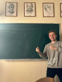 😁
