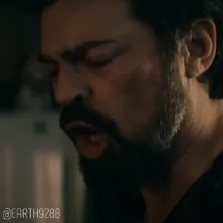 😠