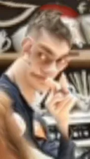 👀