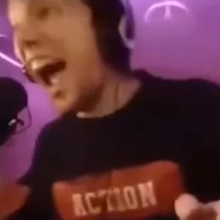 😡