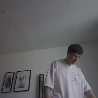🕓