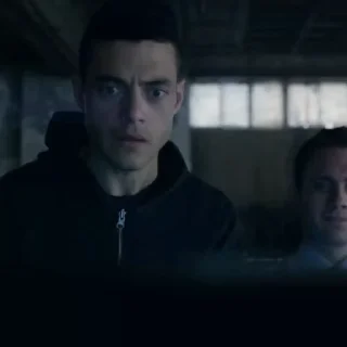 🤨