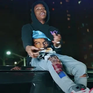 😁