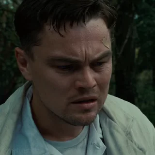 😠