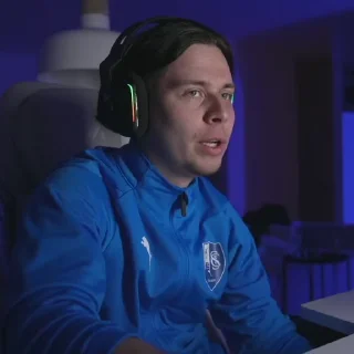 😱