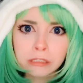 😠