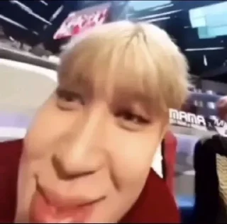 👎