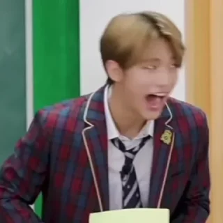😱