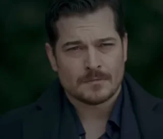 😐