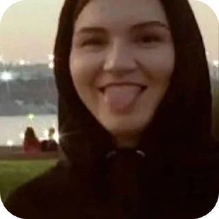 😝