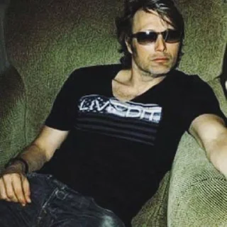 😎