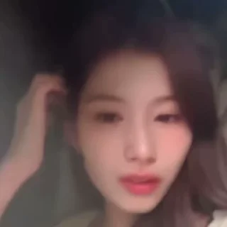 👀
