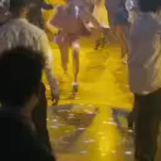🕺