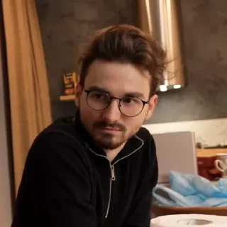 😳
