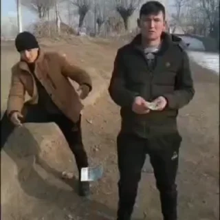 💸