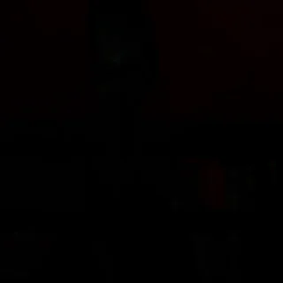 😨