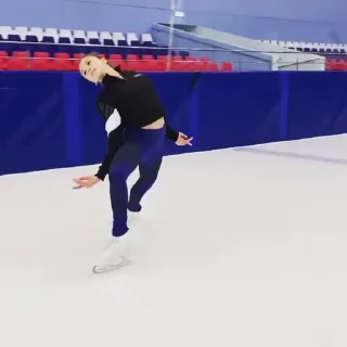 ⛸