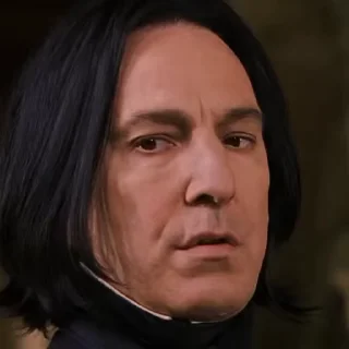 😨