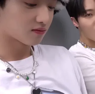 😄