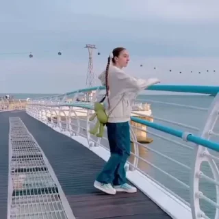 🫠