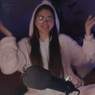 🥰