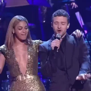 🕺