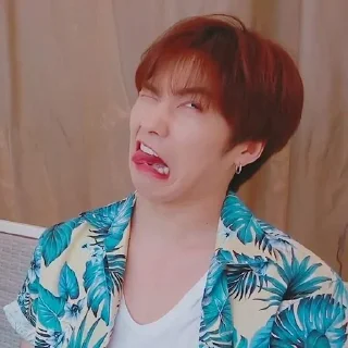😜