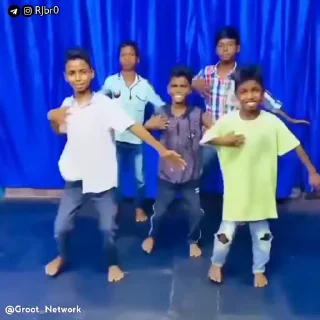 😂
