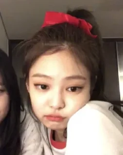 😗