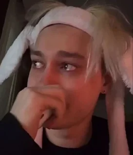 😭
