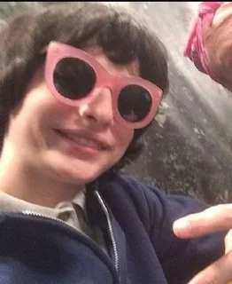 😎