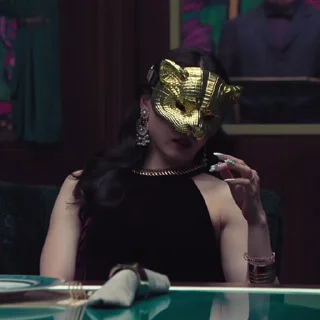 👑