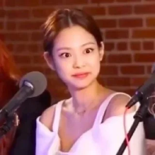😳