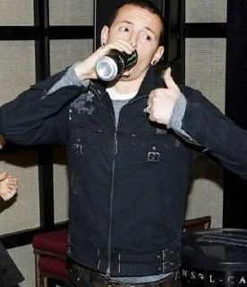 🍾