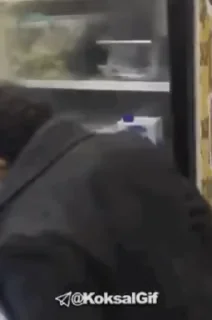 😂