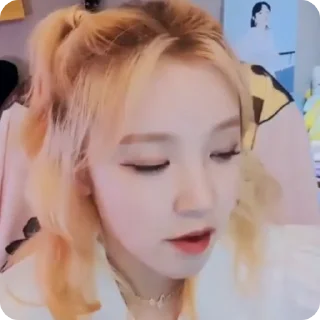 ⚡
