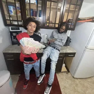 💸