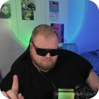 🫥